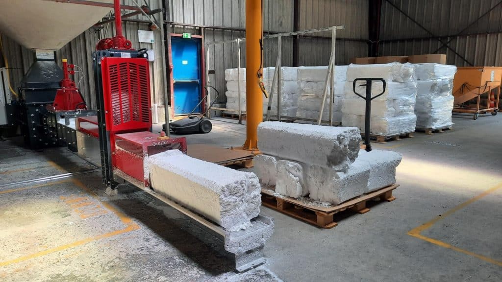 Compacteur Vienne 2024 Compacteur de PSE usine HIRSCH Isolation