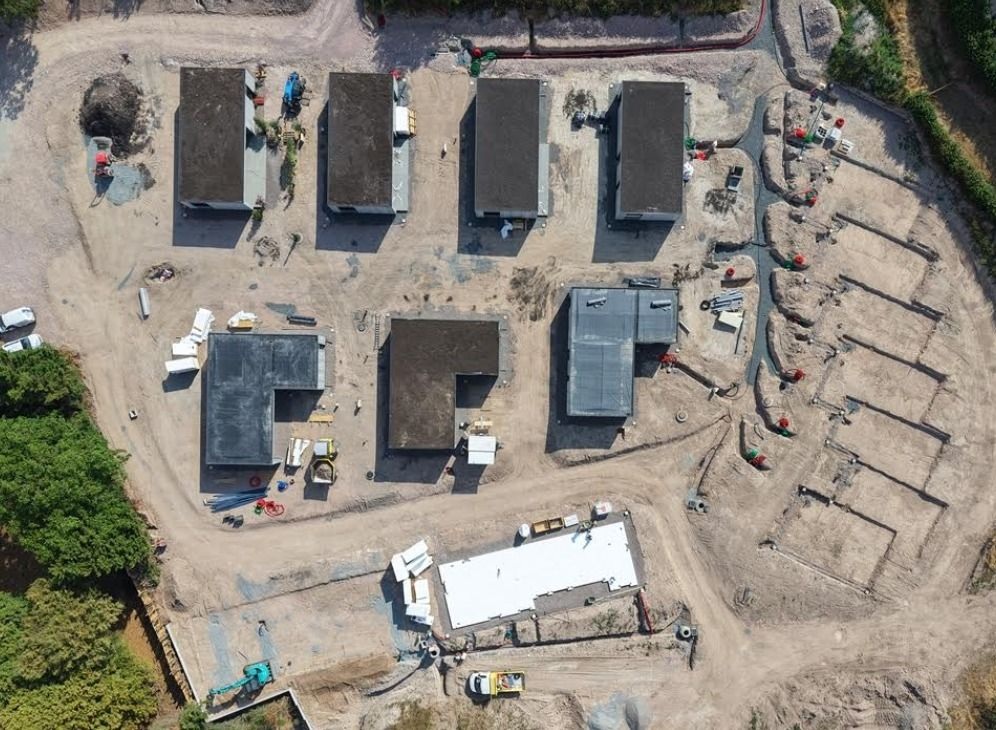 Verger de Bondilly - vue drone maison positive modulaire PSE ECA bas carbone